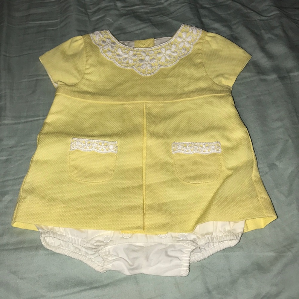 Janie and Jake onsie 0-3 months